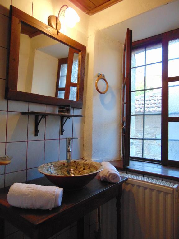 Hotel Archontiko Parisis Lafkos Zewnętrze zdjęcie