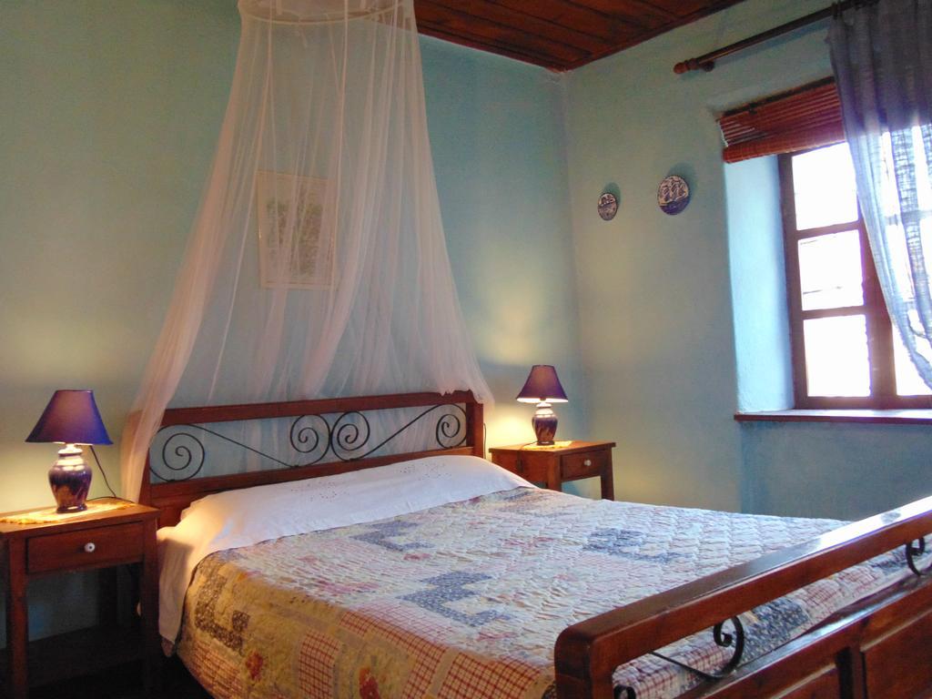 Hotel Archontiko Parisis Lafkos Zewnętrze zdjęcie