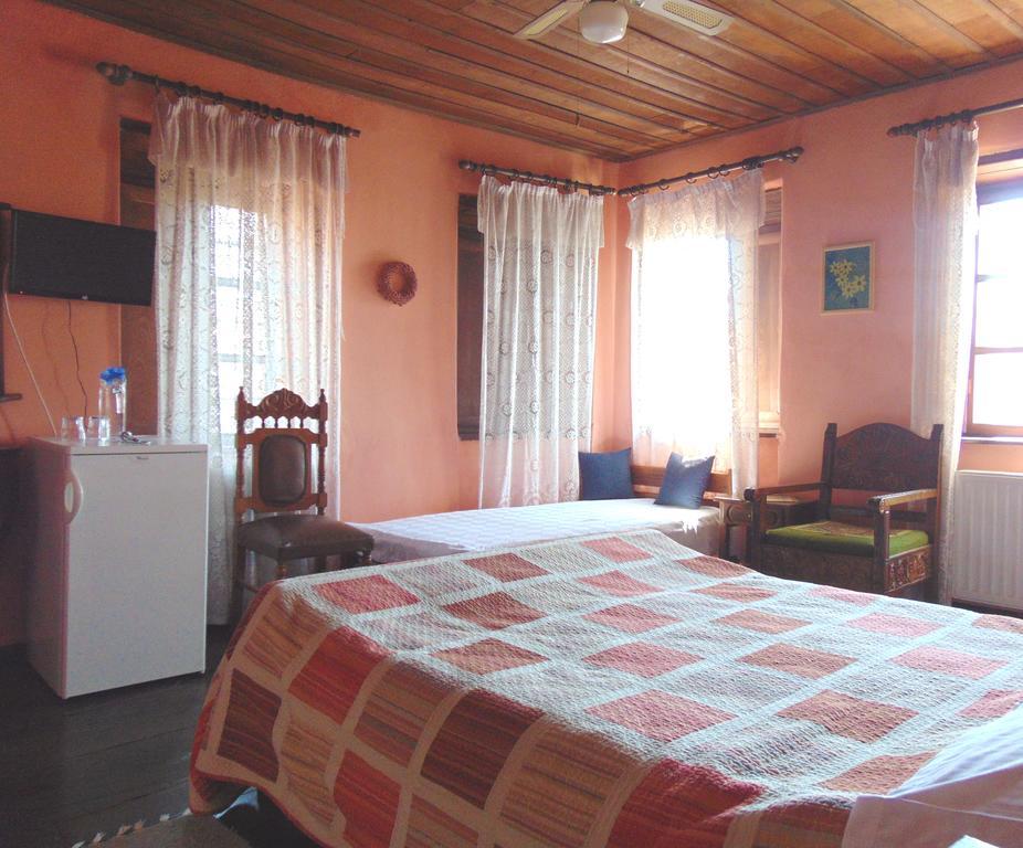 Hotel Archontiko Parisis Lafkos Zewnętrze zdjęcie