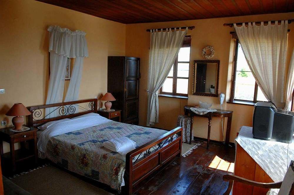 Hotel Archontiko Parisis Lafkos Zewnętrze zdjęcie