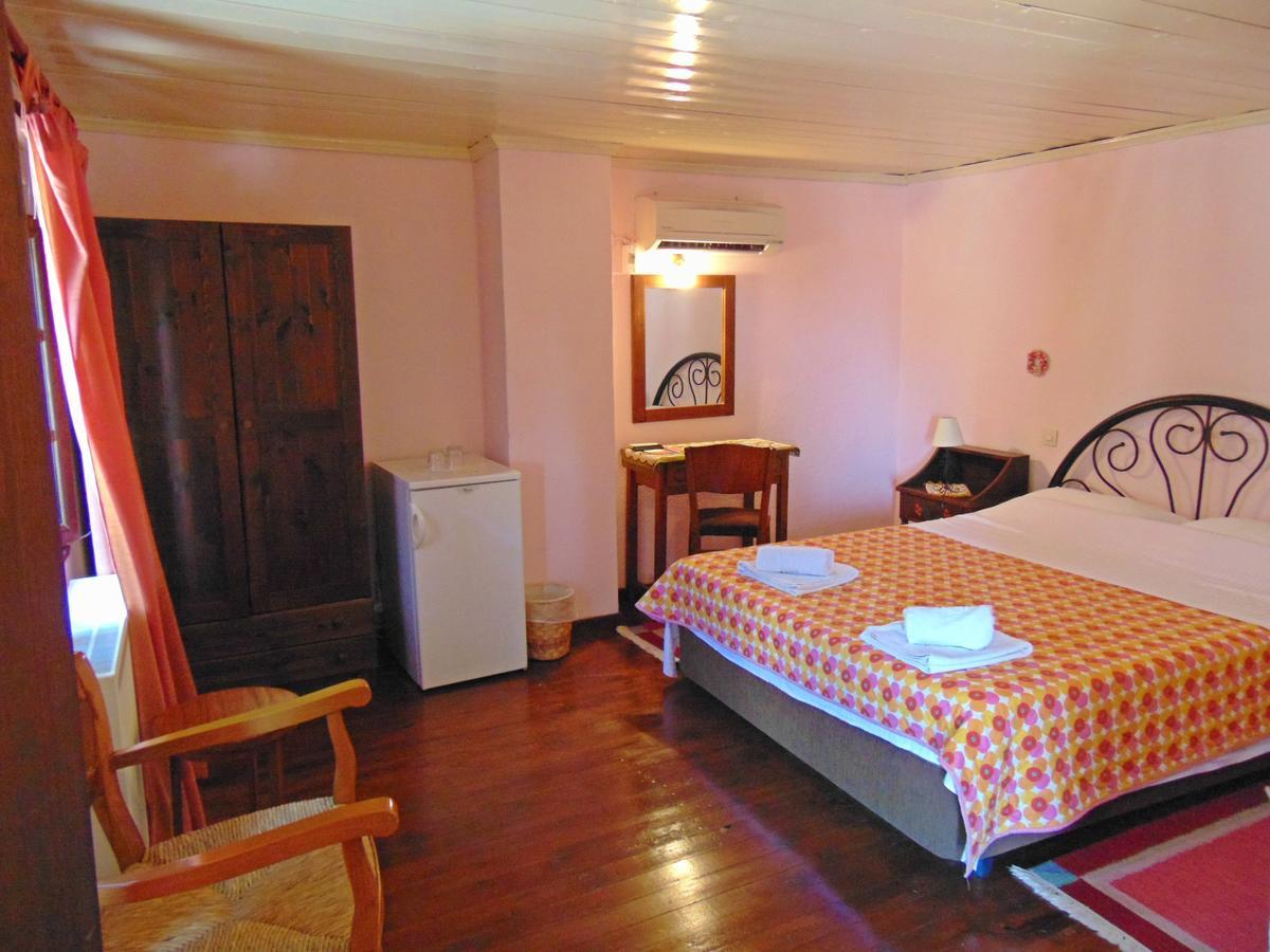 Hotel Archontiko Parisis Lafkos Zewnętrze zdjęcie